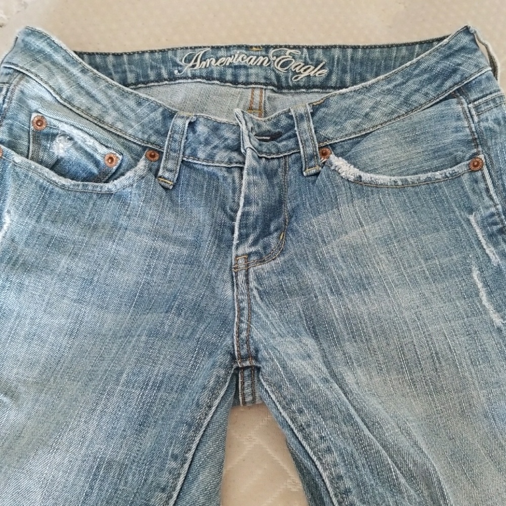 American eagle denim jeans
